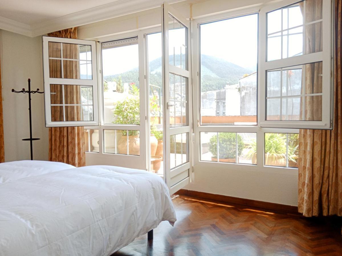 Sobre La Ria 2 Apartman Viveiro Kültér fotó